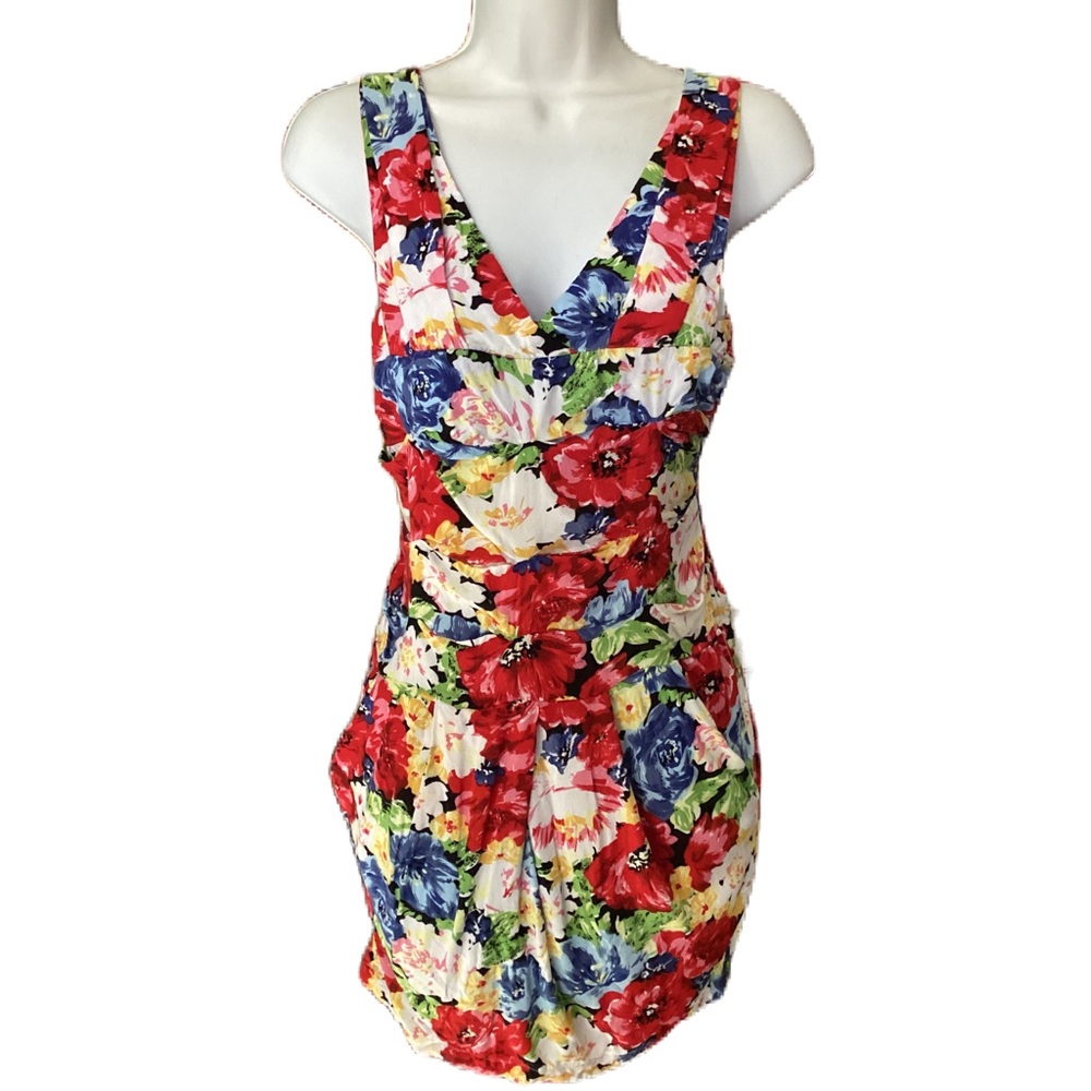 Nikibiki floral mini dress. S